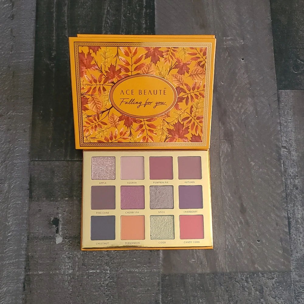 NIB Ace Beaute' Falling For You Eyeshadow Palette